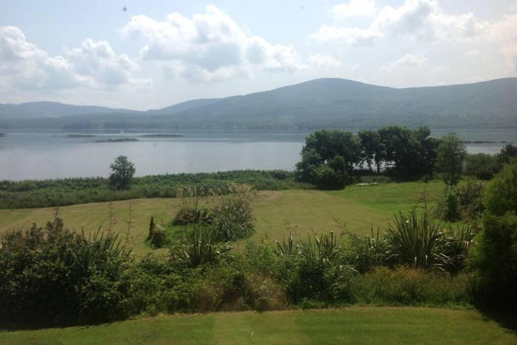 Heron Water Cottage Cill Airne Esterno foto